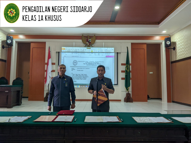 PEMBACAAN DAN PENANDATANGANAN PAKTA INTEGRITAS SELURUH APARATUR PENGADILAN NEGERI SIDOARJO